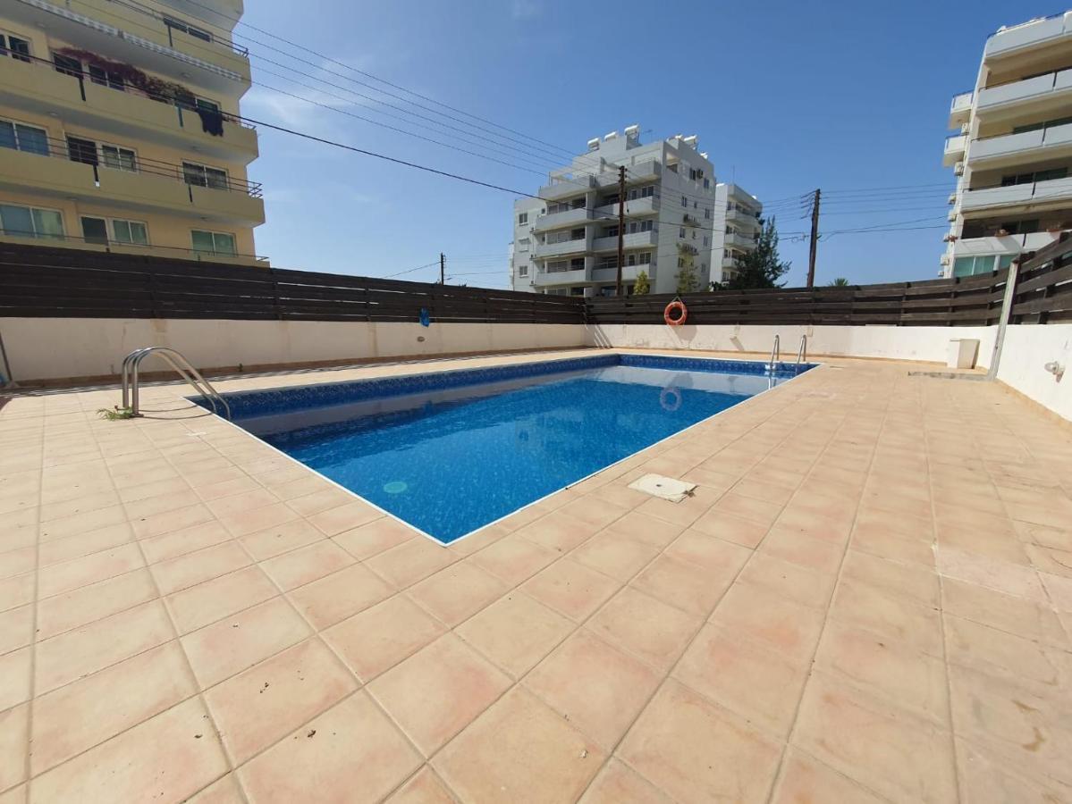Andrea 3-Bedroom Apt In Mackenzie Larnaca Zewnętrze zdjęcie